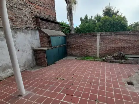 VENTA CASA UNICA DE PASILLO- TIRO SUIZO