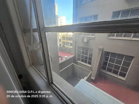 Oficina en Alquiler 100 años