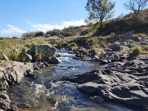 Campo en Venta con Alambrado