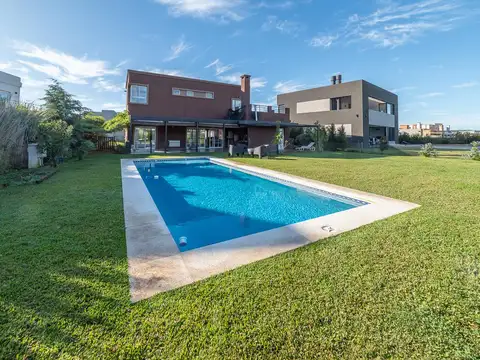 Venta Casa 6 ambientes en Escobar