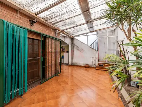 Venta Casa RamosMejía IDEAL INVERSION  OPORTUNIDAD