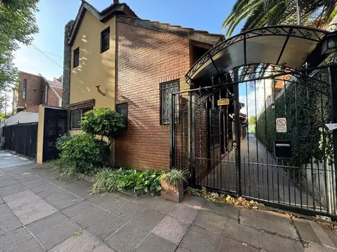 ALQUILER DE DUPLEX A LA CALLE EN COMPLEJO - VILLA SARMIENTO
