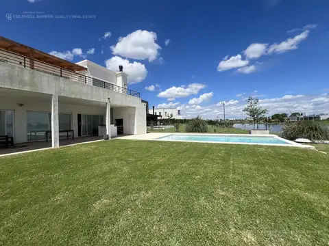 Casa en Alquiler de 4 dormitorios