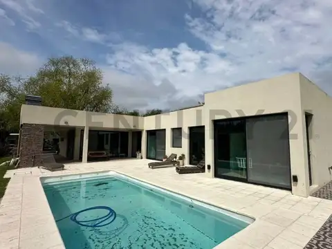 Casas en venta en Haras del Sur II