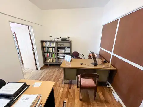 Oficina en Alquiler 40 años