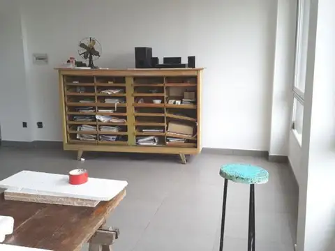 Angel Delia 1100, Piso 3