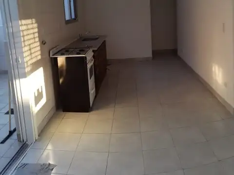 Depto Tipo Casa en Venta en Llavallol, USD 69.000