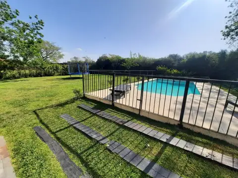 Casa 5 ambientes con 3 baños