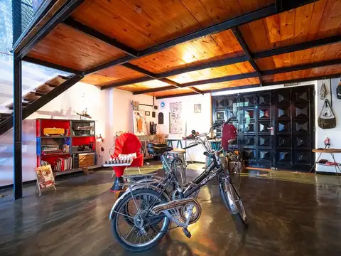 PH EN VENTA RECICLADO CON PATIO 2 AMBIENTES