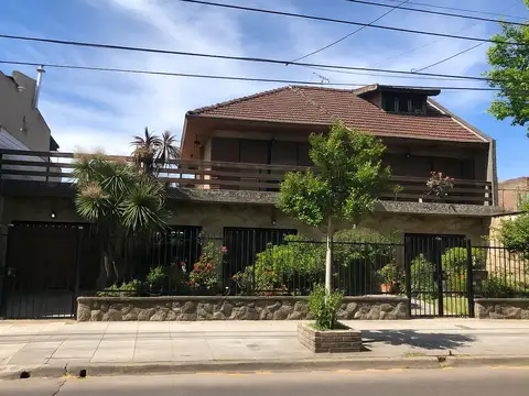 Casa 5 ambientes - San Andres