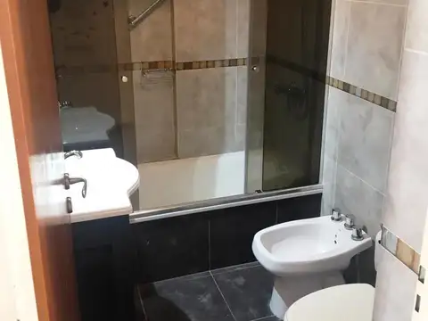 Depto Tipo Casa en Alquiler en Villa del Parque, $ 950.000