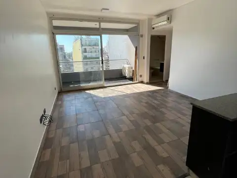 Departamento en Alquiler en Flores, $ 650.000