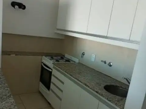 AV. FRANCIA 1262  -  MONOAMBIENTE -