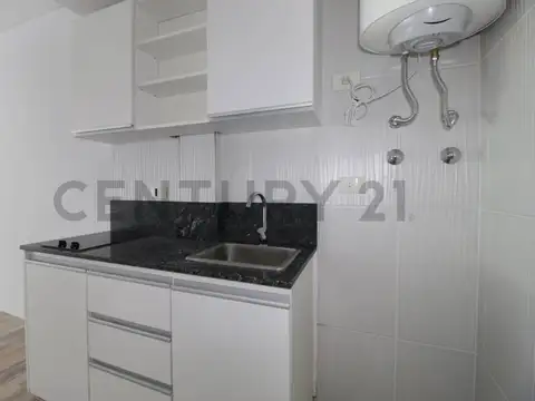 Departamento en Venta en Chacarita, USD 93.000