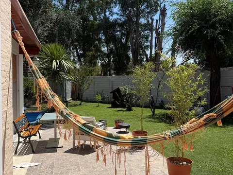 Departamento en Venta con 3 cocheras