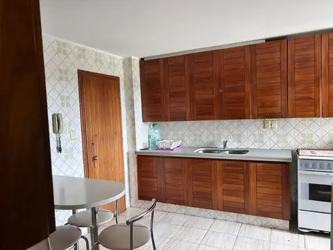 Departamento 4 ambientes con 3 baños