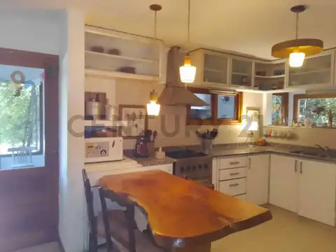 VENTA CASA 4 AMBIENTES PARQUE PISCINA BARRIO PRIVADO RUMENCO