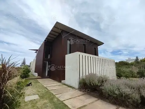 Casa en Alquiler Temporal de 5 dormitorios