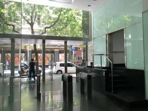 Oficinas en alquiler en Palermo, zona comercial.