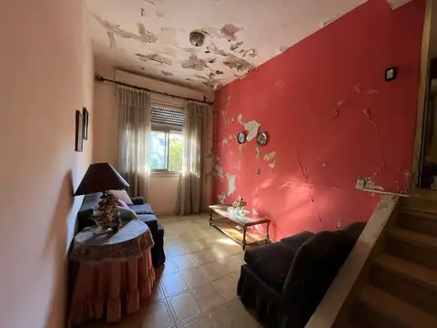 Depto Tipo Casa en Venta con 2 cocheras