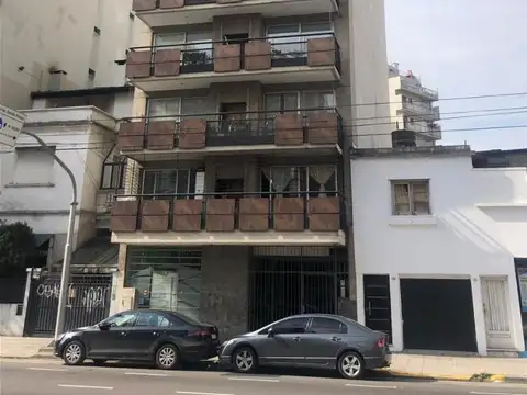 SUPER MODERNO Y LUMINOSO