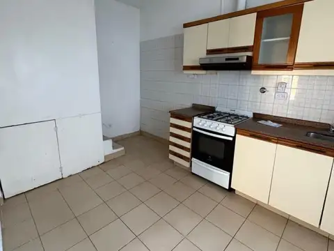 Depto Tipo Casa 3 ambientes con 1 baño