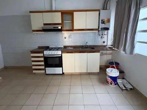 Depto Tipo Casa en Venta en Santos Lugares, USD 67.000