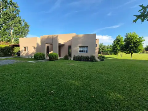 Quinta en Venta en San Joaquin, USD 298.000