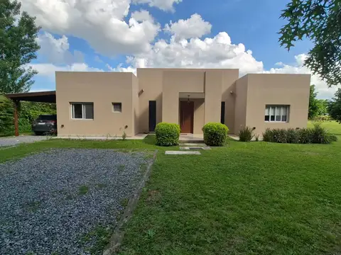 Casa Quinta en Barrio San Joaquín - Exaltación de la Cruz