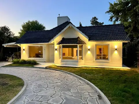 CASA EN VENTA LA CASCADA COUNTRY CLUB