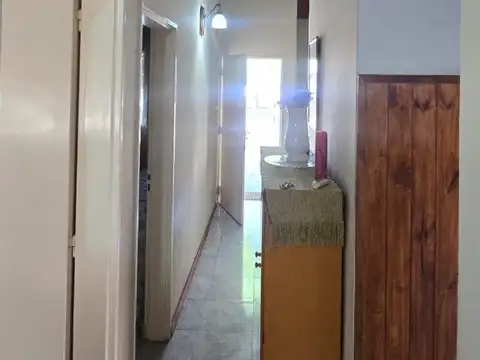 CASA EN VENTA - CAÑUELAS