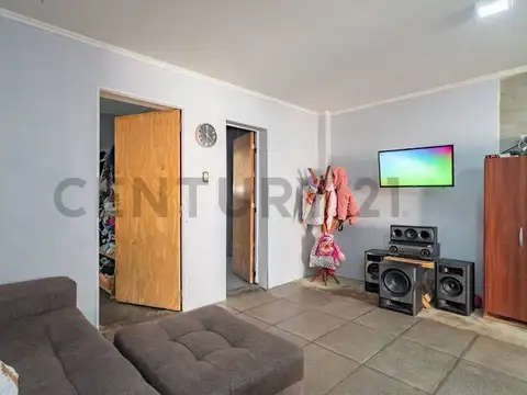 Casa en Venta con 3 cocheras