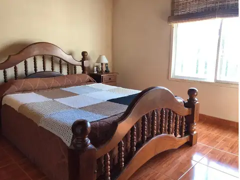 Depto Tipo Casa 3 ambientes con 2 baños