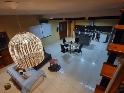 Casa 4 ambientes con 1 baño