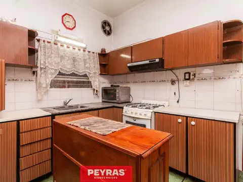 Depto Tipo Casa en Venta 40 años