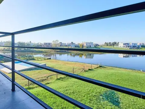 Venta Casa con renta de 3 dormitorios pileta en Barrio Náutico el Cazal, Escobar