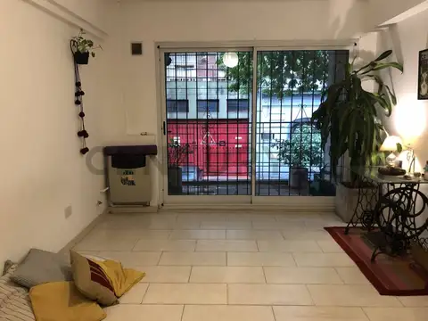 Belaustegui 900, Piso 1