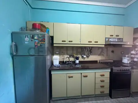 VENTA CASA 4 AMB PARQUE COCHE EN CASEROS