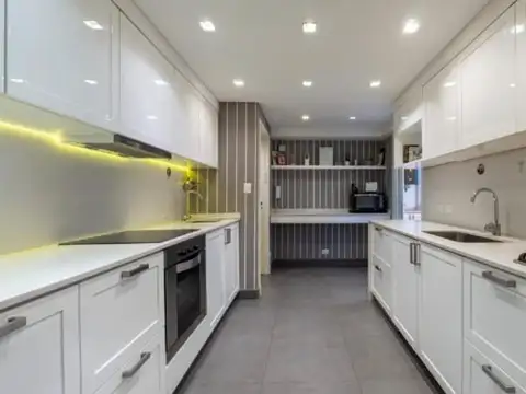 Departamento 4 ambientes con 4 baños