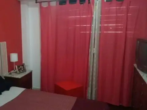 Casa  en Venta ubicado en Castelar, Morón, G.B.A. Zona Oeste - AMA0063_LP545132_8