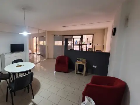 Int Grant  al 200 Morón