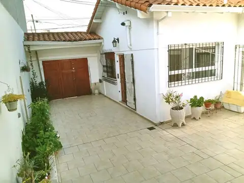 Casa en Venta en Avellaneda, USD 200.000