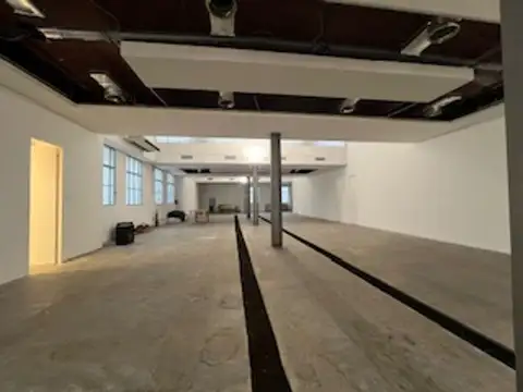 Venta Oficina Planta Abierta en el Centro-Retiro