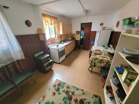 Casa 6 ambientes con 1 baño