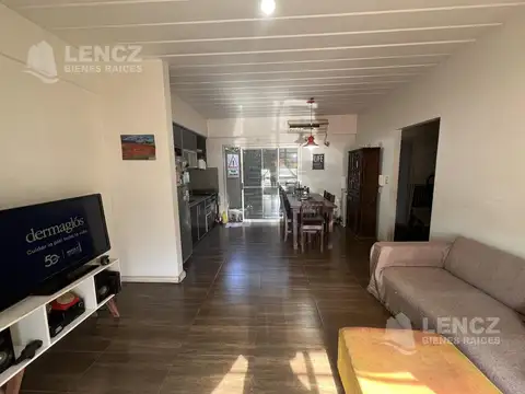 Departamento 3 ambientes planta baja con patio. Sin Expensas Apto credito