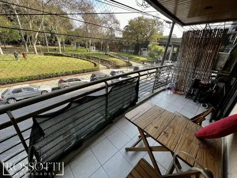 Departamento en Venta en Parque Chacabuco, USD 165.000