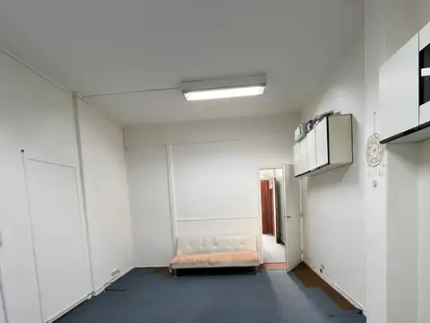 Oficina 4 ambientes con 1 baño