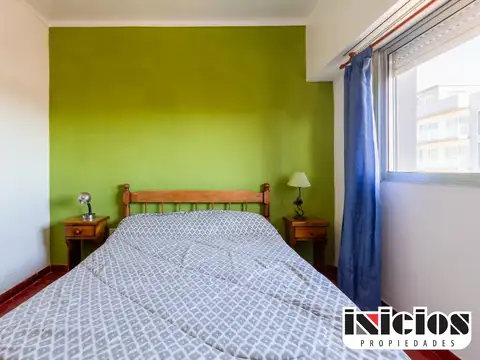 Dpto: Yrigoyen Nº 431 E/ Montevideo y Blanco Encalada - Mar de Ajó - C963