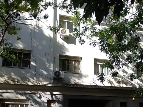 ALQ TEMP 3 AMB , balcon, baulera, luminoso, baños y cocina comp