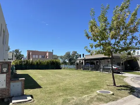 Terreno en Venta en Vila Marina, USD 125.000